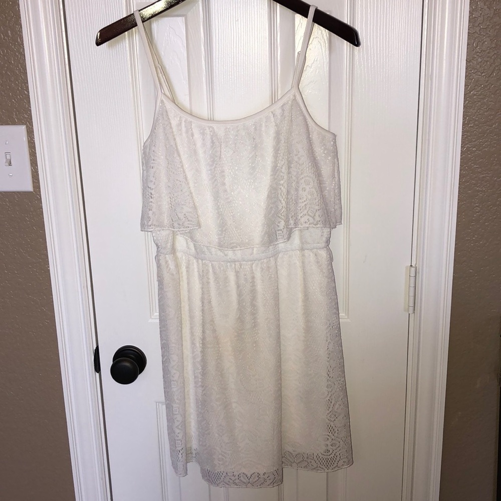 White sundress L by Bailey Blue